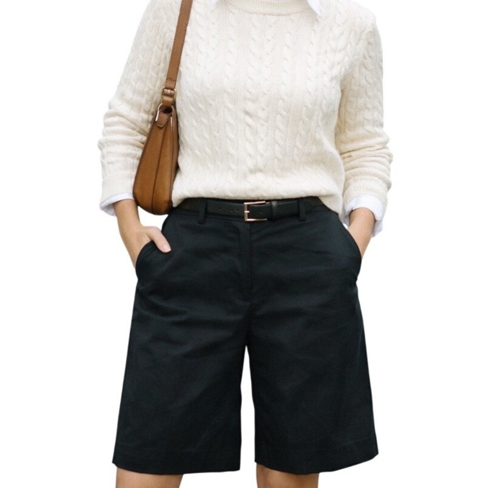 Talbots Women's Regular Fit Casual Classic Chino Bermuda Shorts Black Size 6